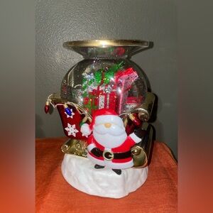 Bath & Body Works Santa Sleigh Water Globe 3 Wick Candle Holder